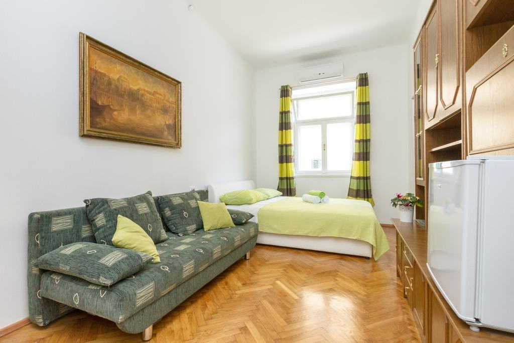 Jardin 3* Split